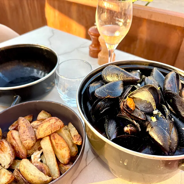 Moules et Frites in Propriano