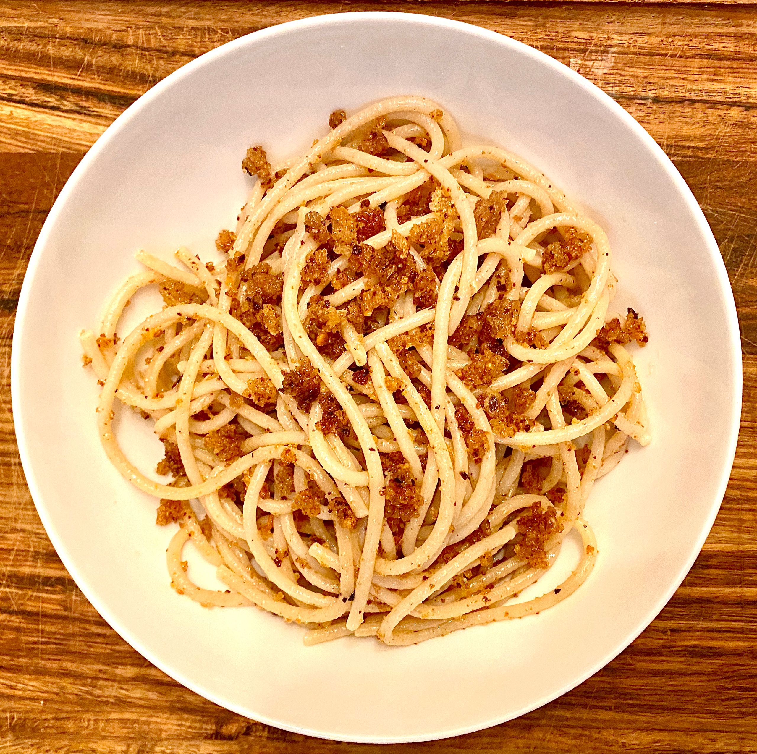 Spaghetti alle Briciole (Bread crumbs)