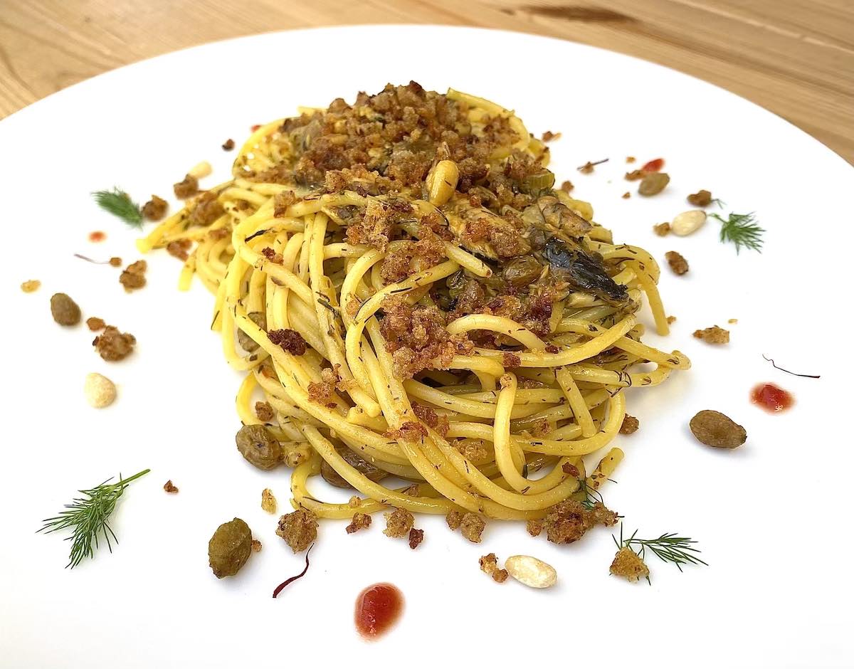 Spaghetti con le Sarde (with Sardines)