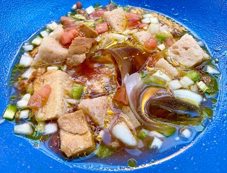 Gaspacho Alentejano (Gazpacho Alentejo Style)