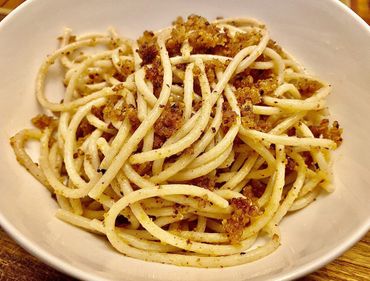 Spaghetti alle Briciole (Bread Crumbs)