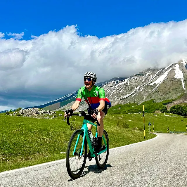 Cycling in Abruzzo in Campo Imperatore