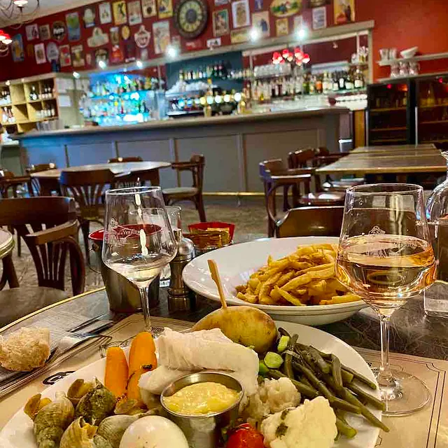 Aïoli Provençal in a Bistrot